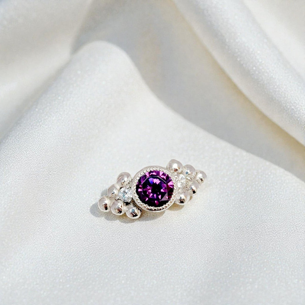 Anillo Glam · Amatista y Moissanitas