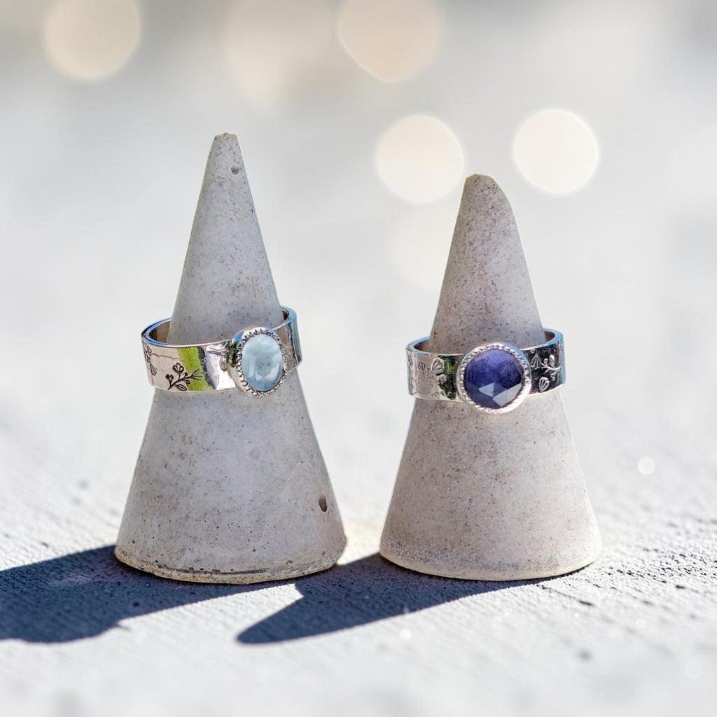 Anillo Ori con Iolita