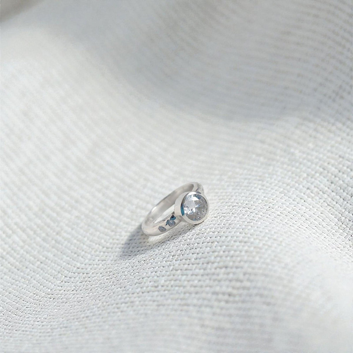 Anillo Axia con Piedras