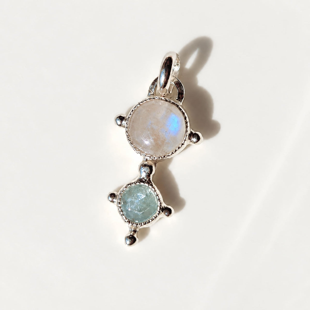 Colgante Piedra Luna y Cianita
