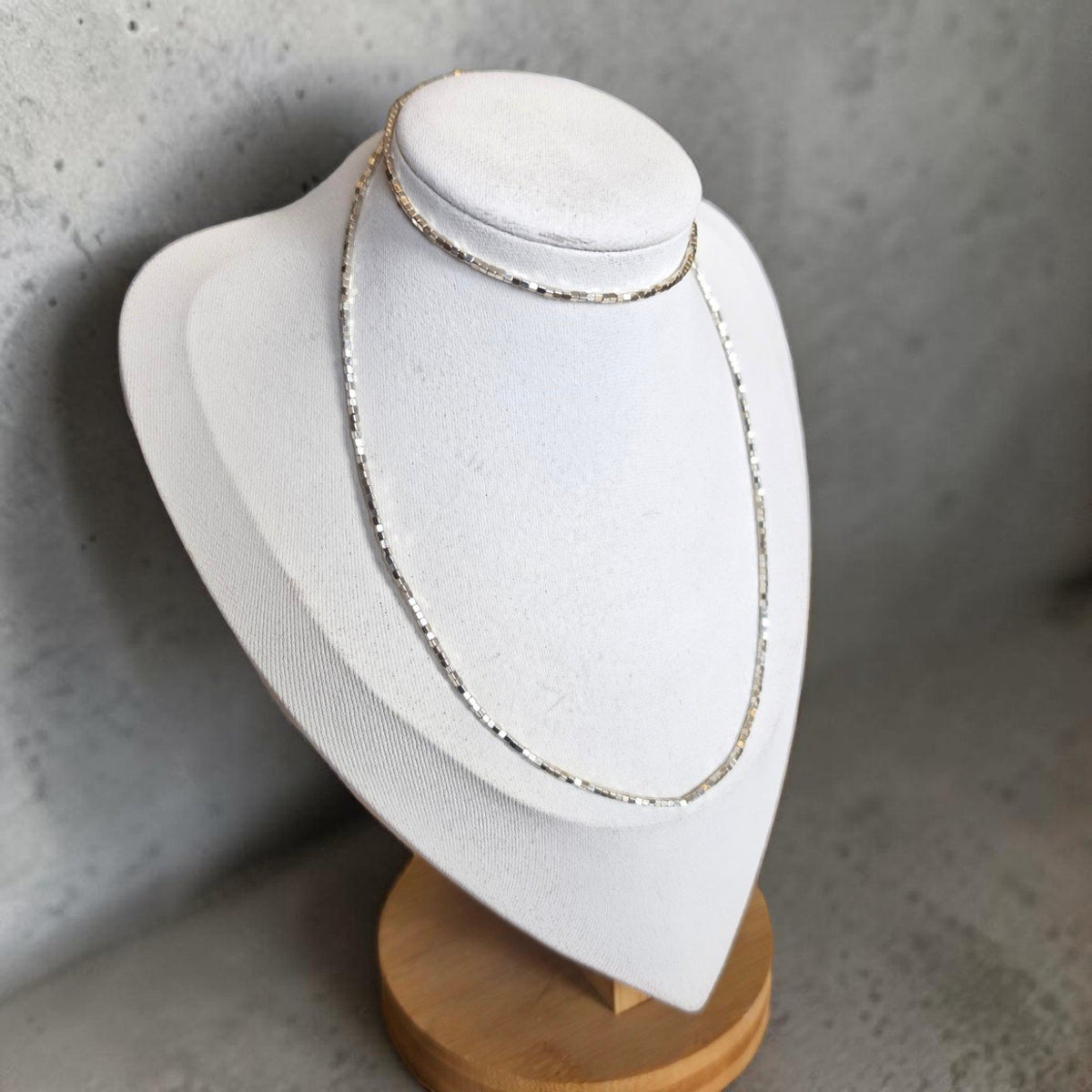 Collar de mostacillas de Plata