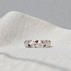 Anillo Eternal Leaf –12 piedras