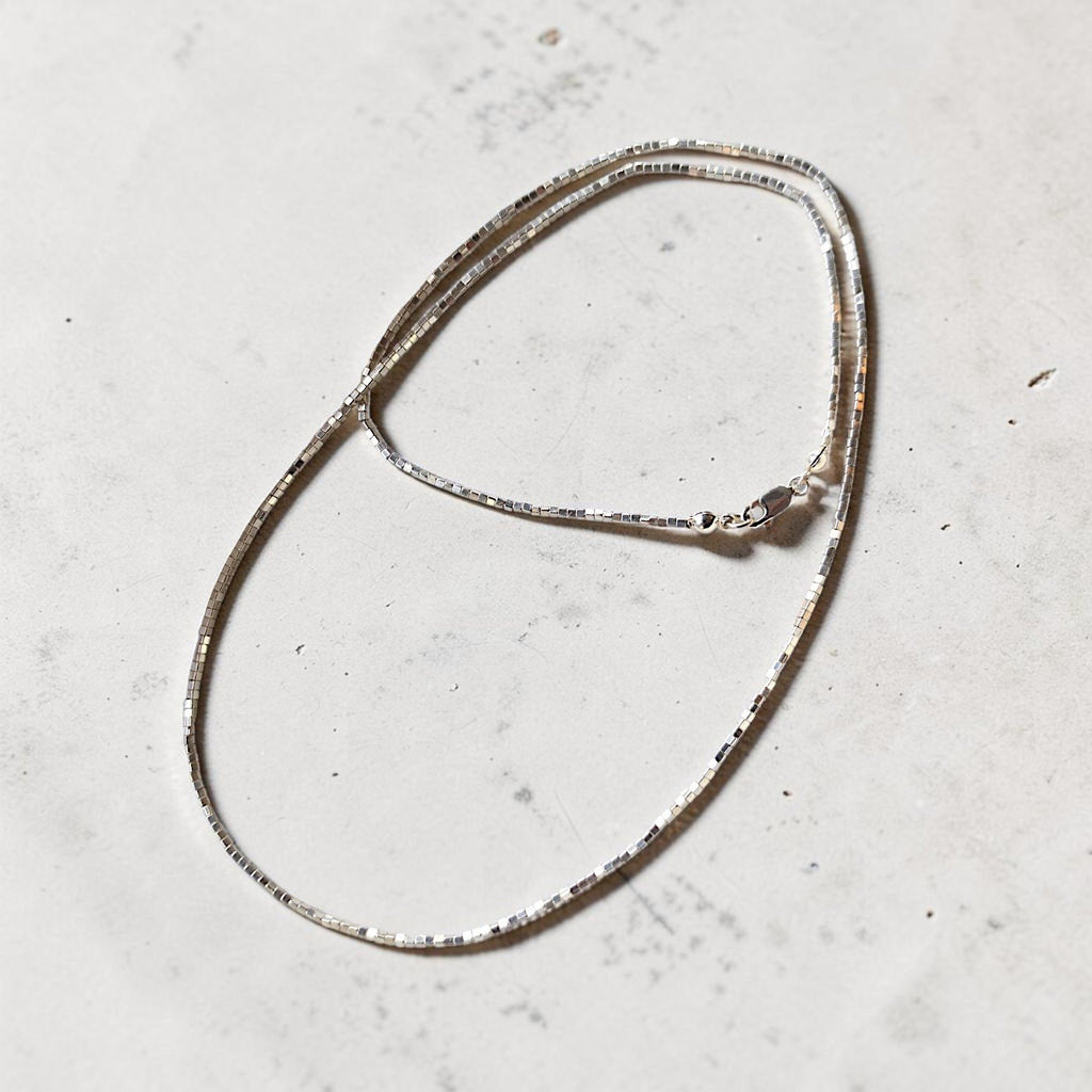 Collar de mostacillas de Plata