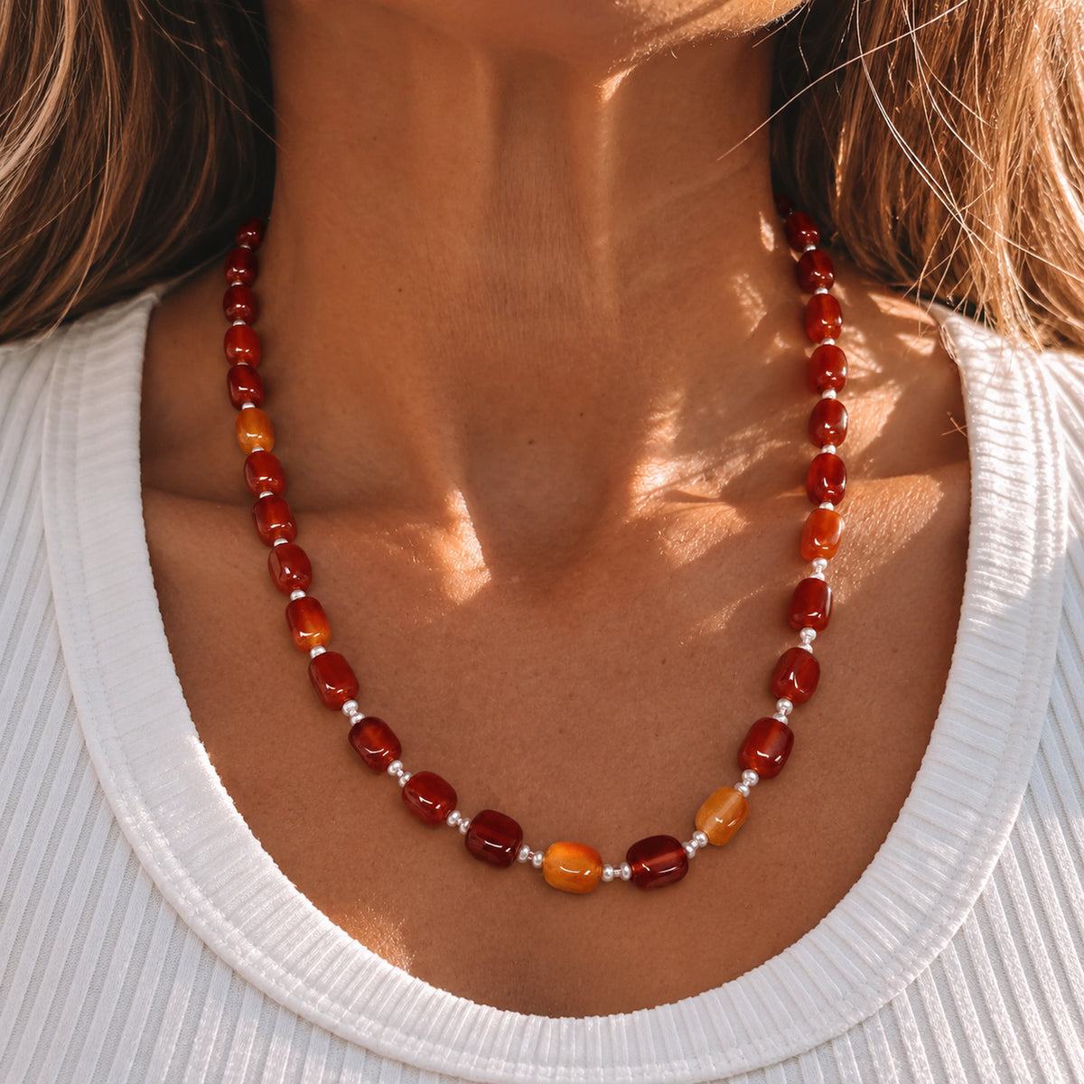 Collar de Cornalinas Naturales con Perlas y Mostacillas de Plata