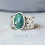 Anillo Square con Raíz de Esmeralda - Imagen 2