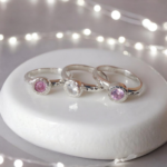 Anillo leaf de plata con circón blanco