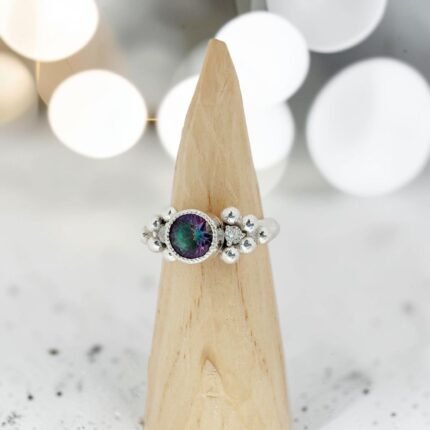Anillo de plata 950 con topacio místico y dos moissanitas - Plataia