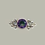 Anillo De plata con topacio místico y dos moissanitas con bolitas de plata macizas - Plataia