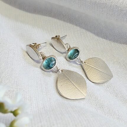 Aros de hojas con turmalinas hechos a mano - plata 950 - Plataia