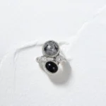 Anillo Mix de plata 950 con obsidiana nevada, ónix negro y moissanita