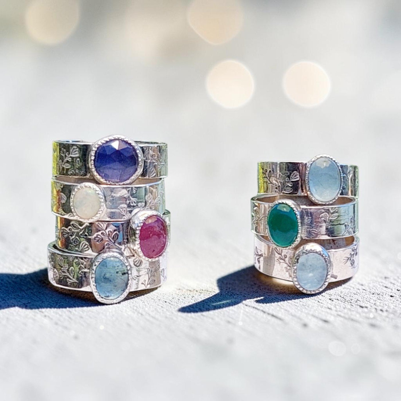 Colección de anillos Ori en plata 950 con piedras naturales: turmalina, iolita, aguamarina, ágata verde y ópalo