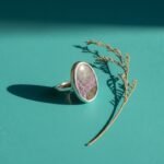 Anillo con Atlantisita Natural hecho a mano - Plataia